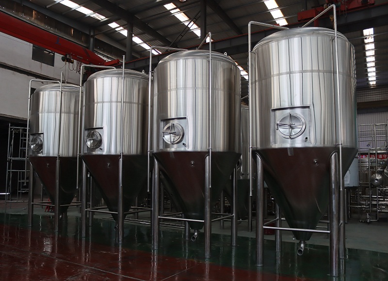 UK Standard 6000L beer fermentation vessels