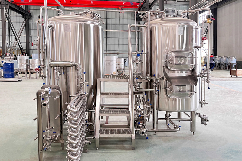 <b>500L brewing equipment customized for a Belgian customer</b>