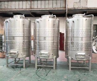 Apple cider brewing tanks