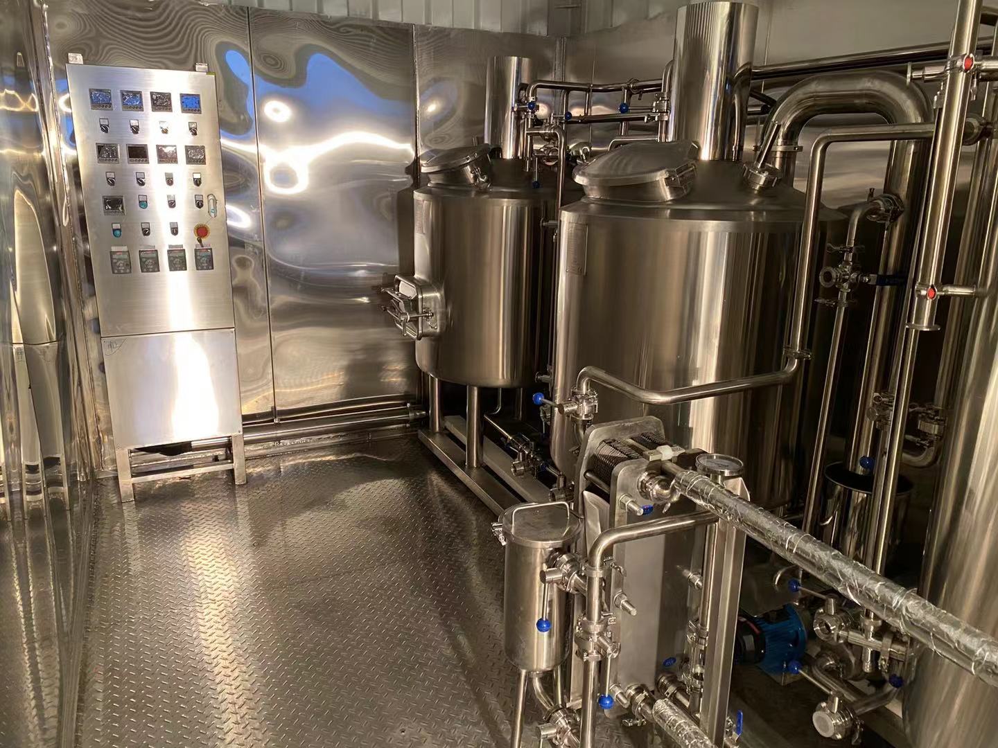 Micet-300L Pilot Container brewery system