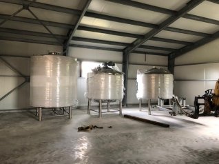 2000L brewery equipment are ready for installing in Romania