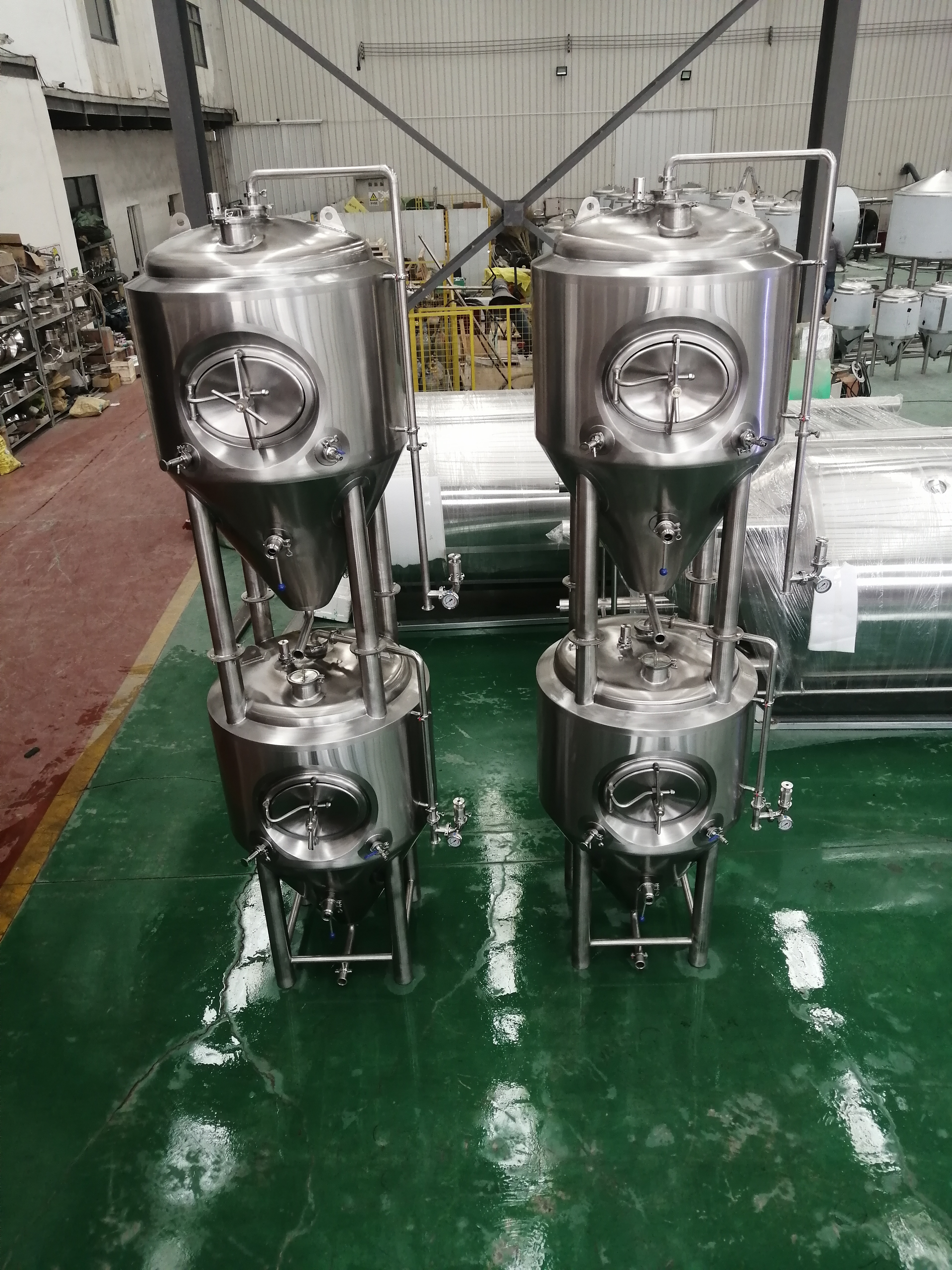 3BBL Double stack fermentation tanks / Fermentation tanks / Brewing  equipment manufacturer, microbrewery equipment and fermenters solutoins  provider