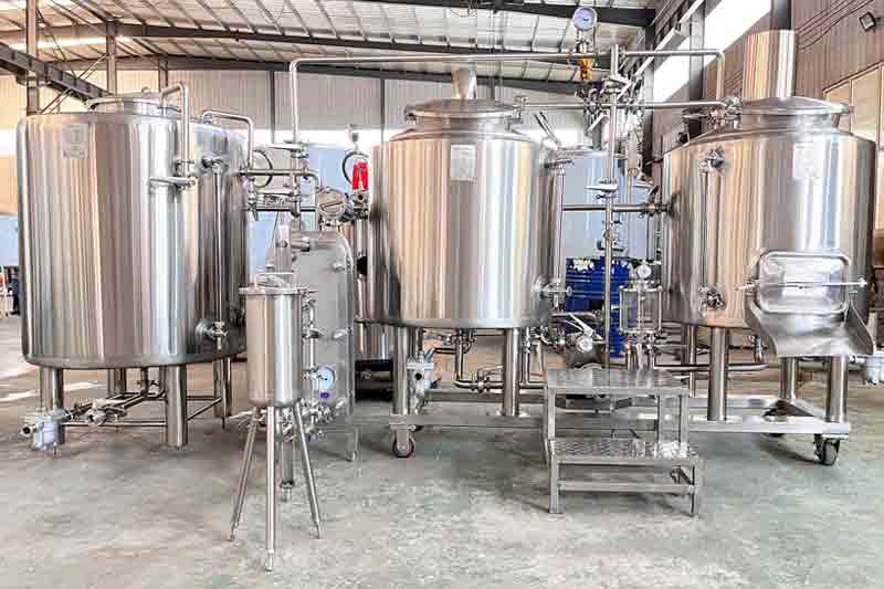 <b>200L Craft Beer Brewing Equipment For Brewpub</b>