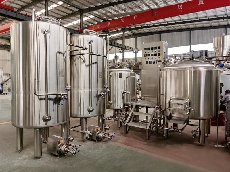 <b>600L craft beer brewing equipment shipped to Spain</b>