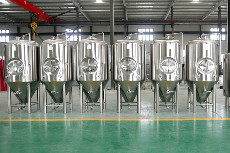 <b>500L fermenters shipped to Europe</b>