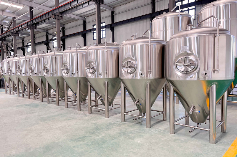 <b>10BBL fermenters shipped to Mexico</b>