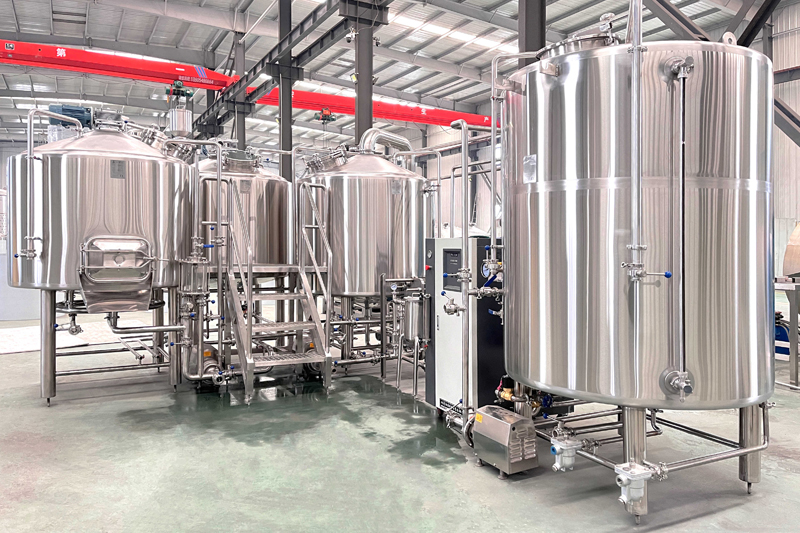 <b>1000L turnkey brewery equipment shipped to France</b>