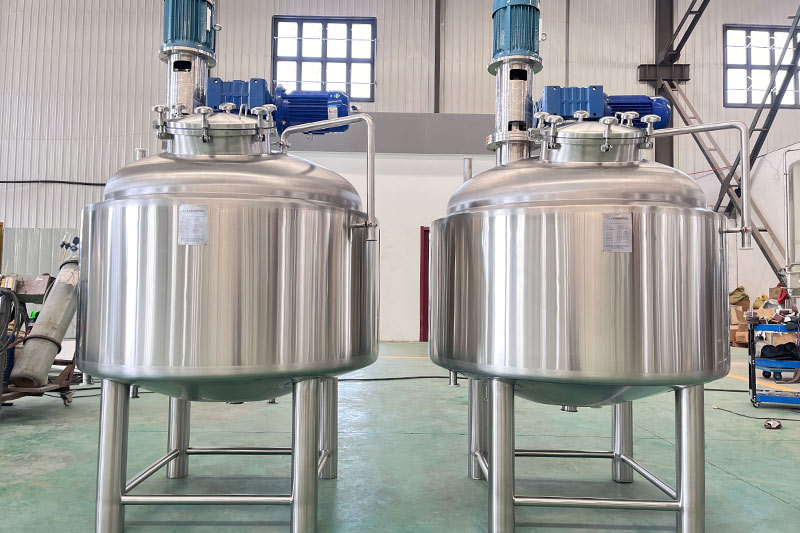 <b>Customized 500L mixing tank</b>