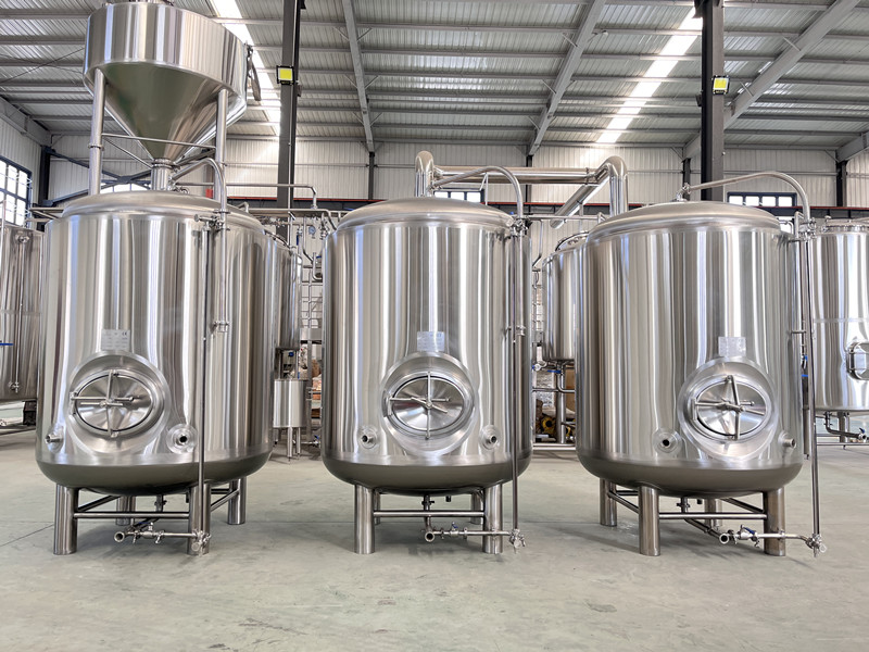 <b>10BBL Brite tanks shipped to Mexico</b>