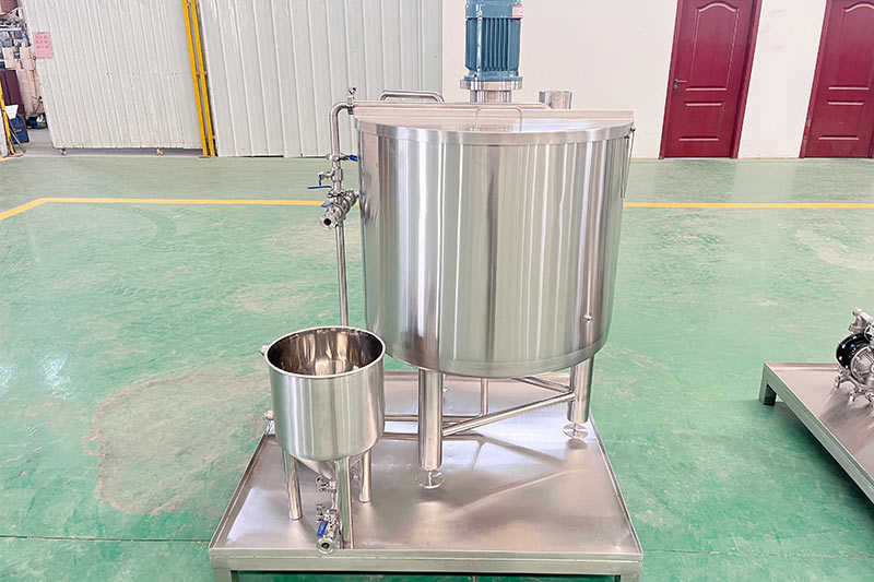 <b>200L and 500L mixing tanks have been shipped to the UK</b>
